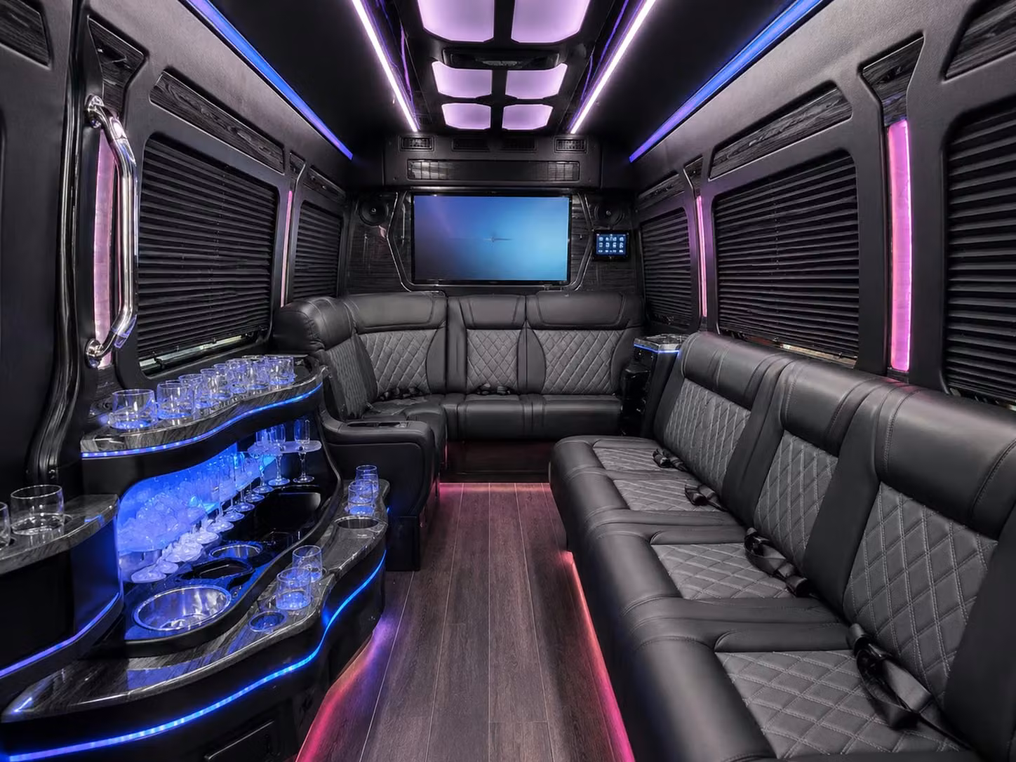 for coral springs prom groups with multiple pickup stops charterbuscoralsprings com has you covered